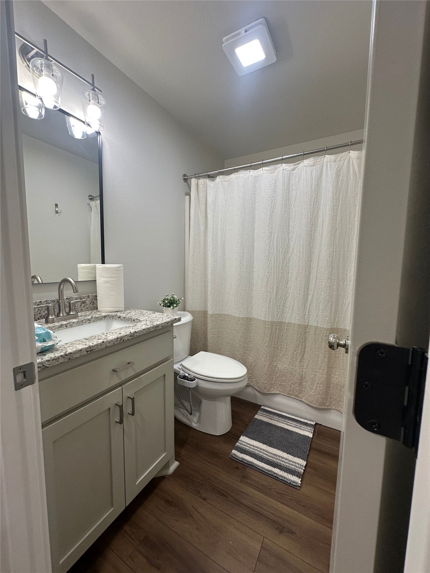 805 N Ridgeway Street B Property Photo 19