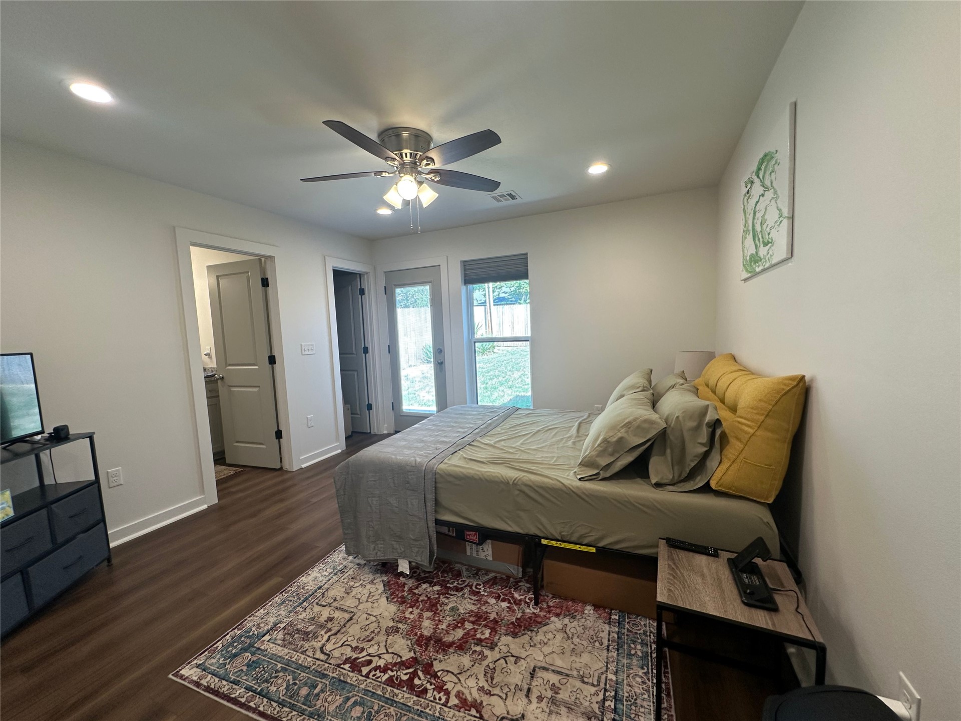 805 N Ridgeway Street B Property Photo 25