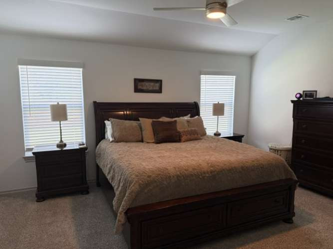 4639 S Chestnut Avenue Property Photo 7