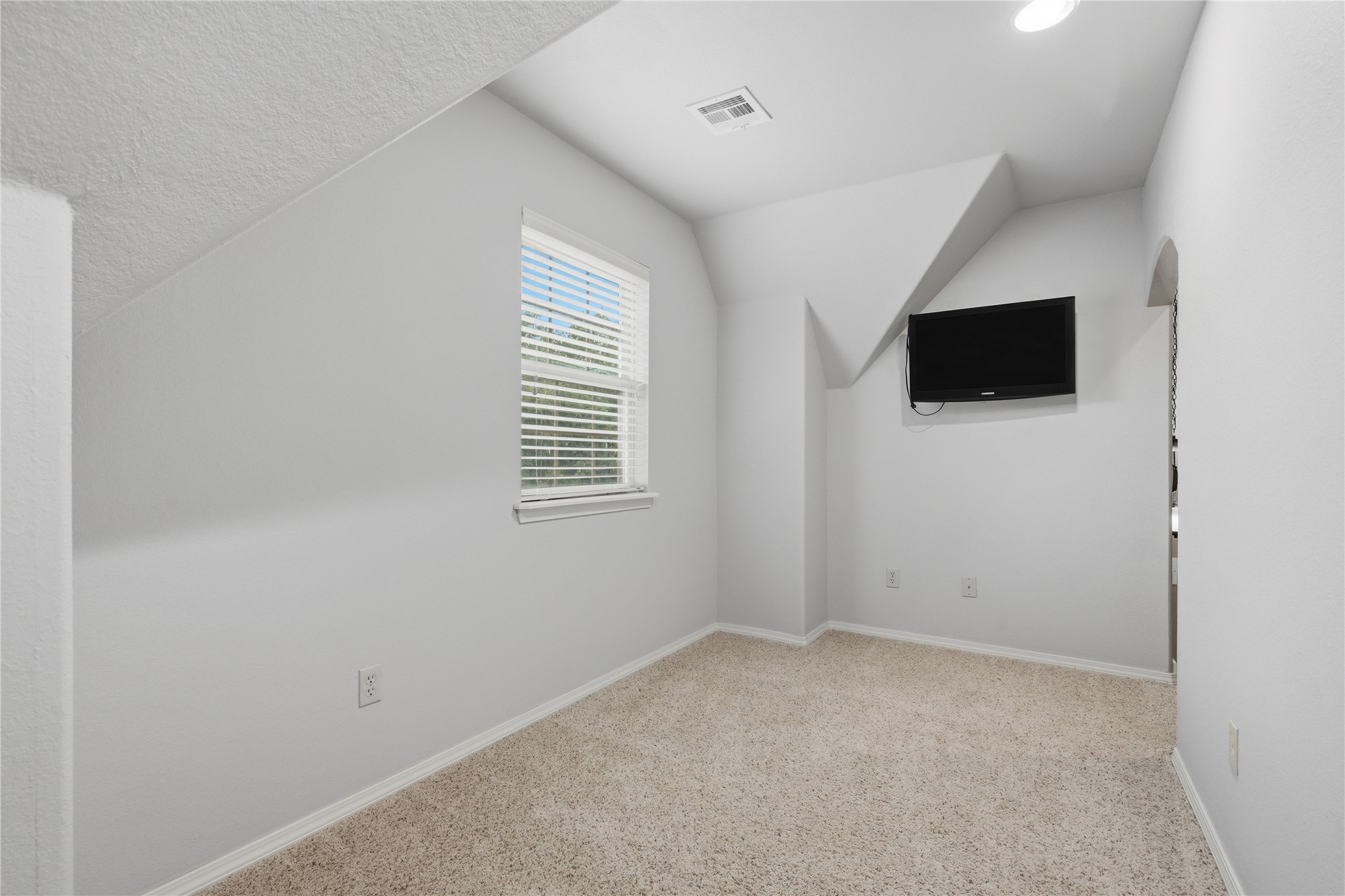 8210 S 14th Place Property Photo 41
