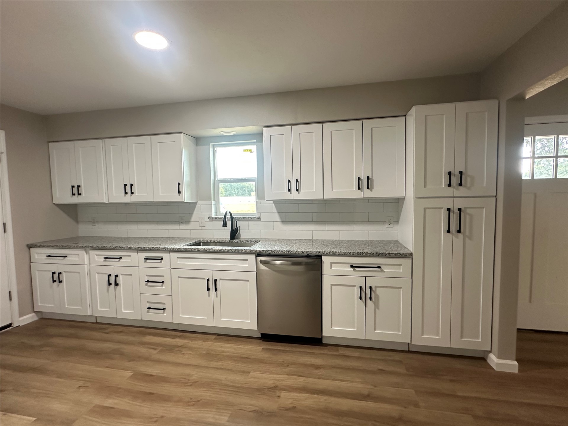 106 E Florida Property Photo 2