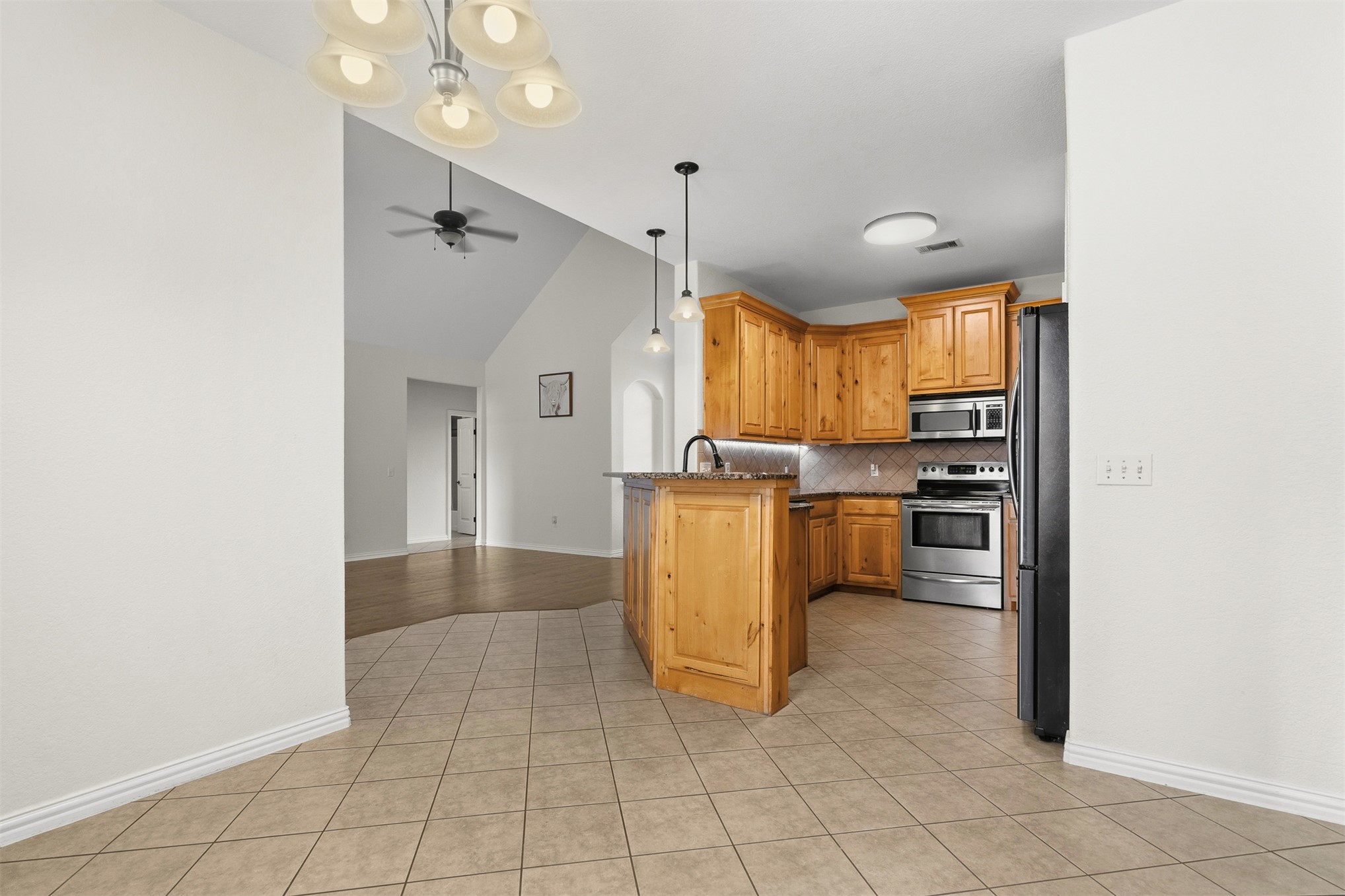 412 Wandering Property Photo 9
