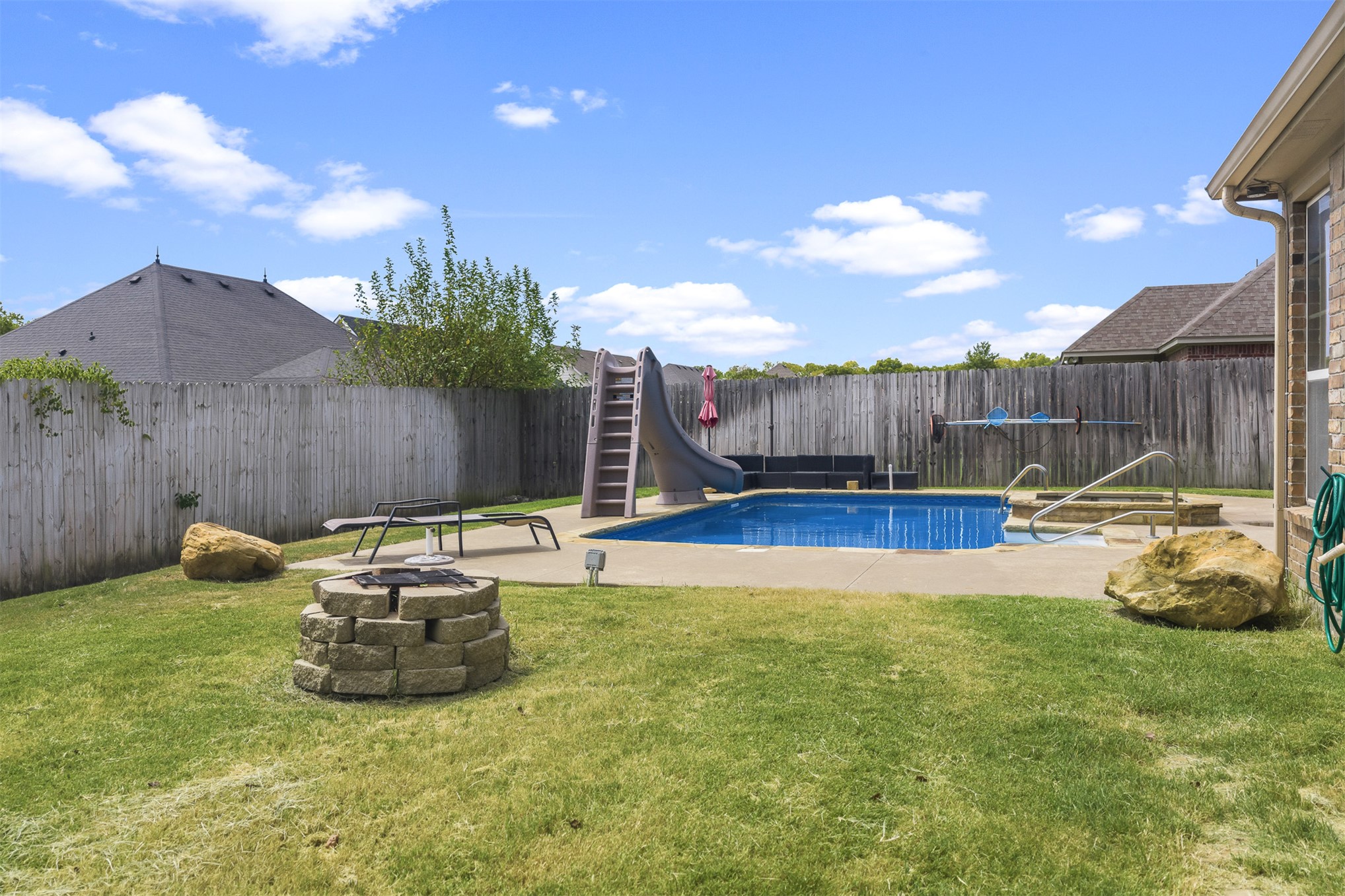 412 Wandering Property Photo 33