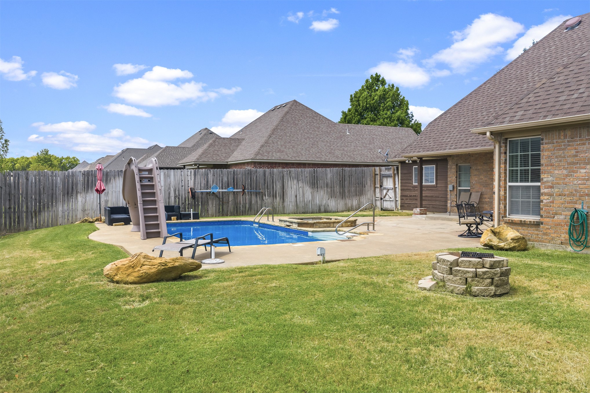412 Wandering Property Photo 34