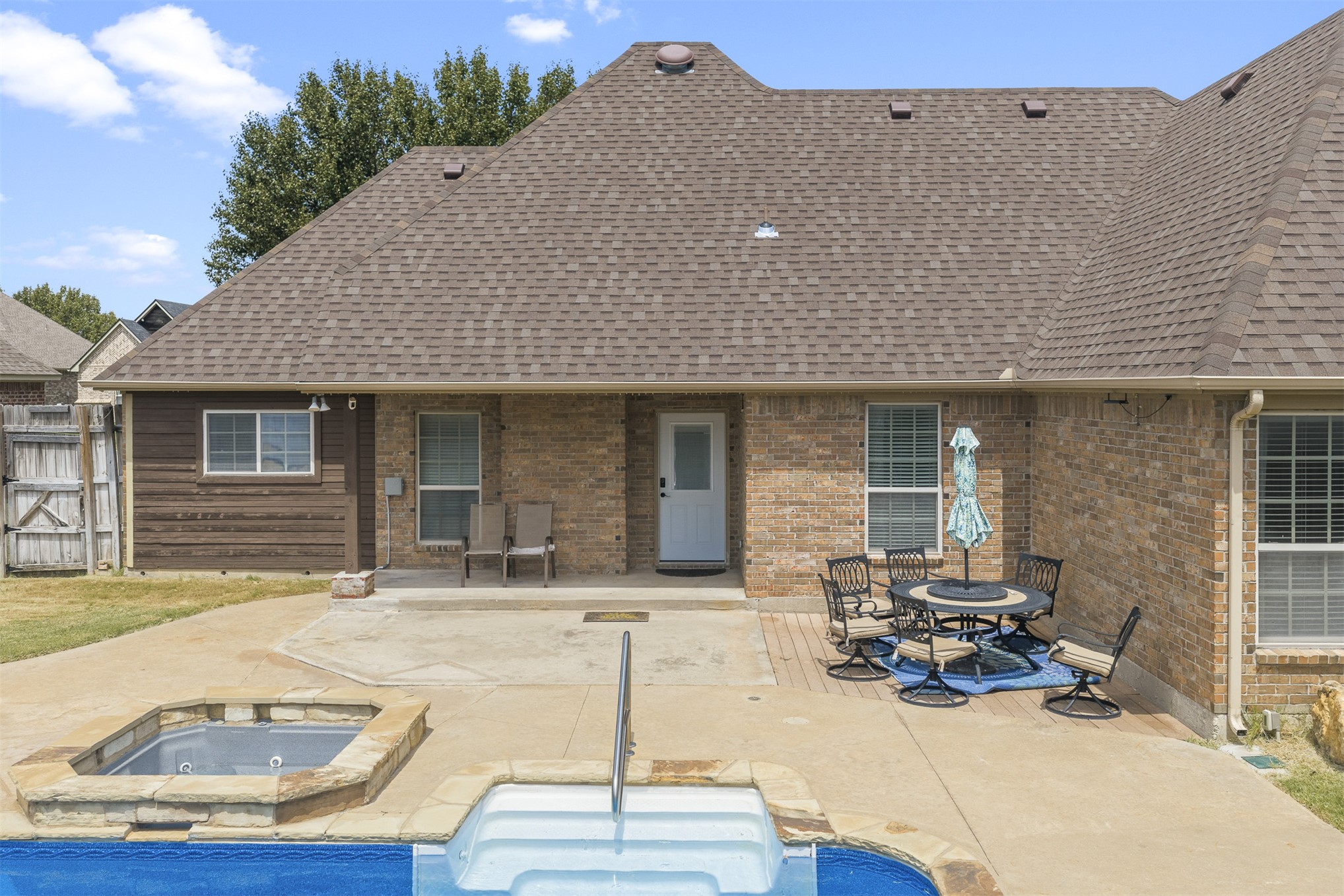 412 Wandering Property Photo 36