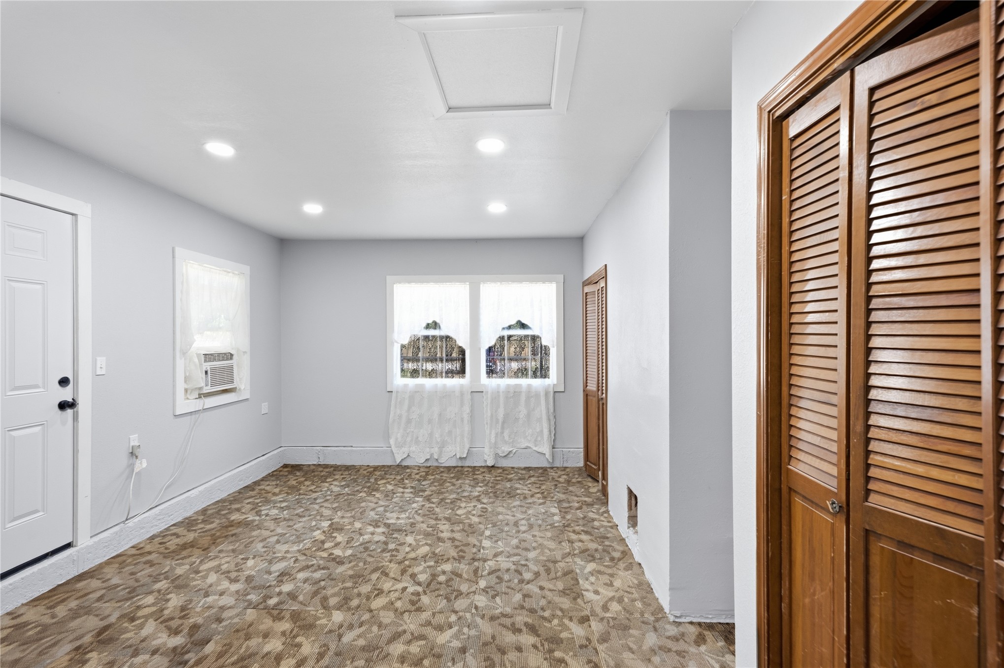 14224 W 18th Place S Property Photo 16