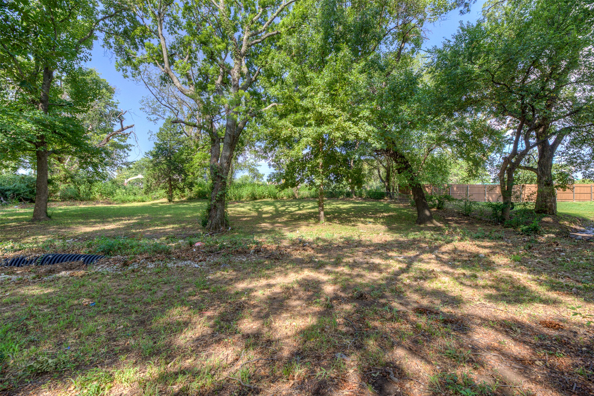 11448 S 82nd East Avenue Property Photo 4