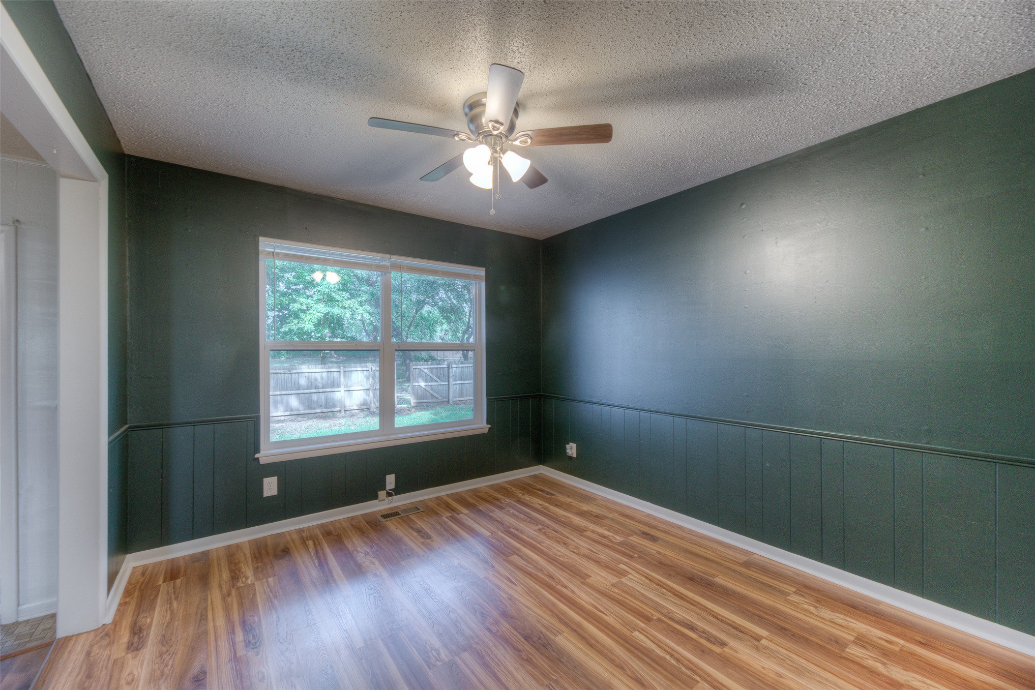 11448 S 82nd East Avenue Property Photo 9