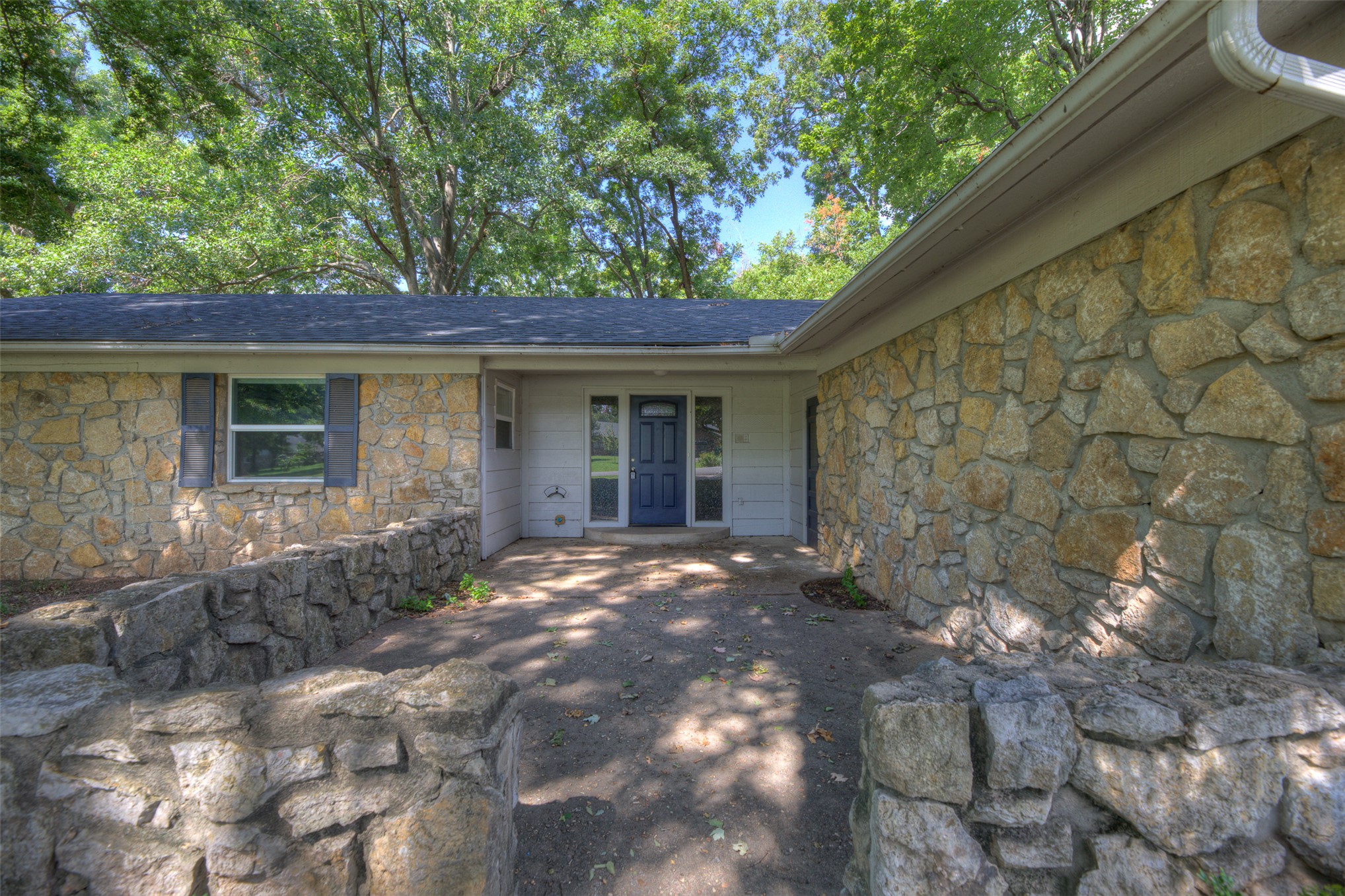 11448 S 82nd East Avenue Property Photo 13
