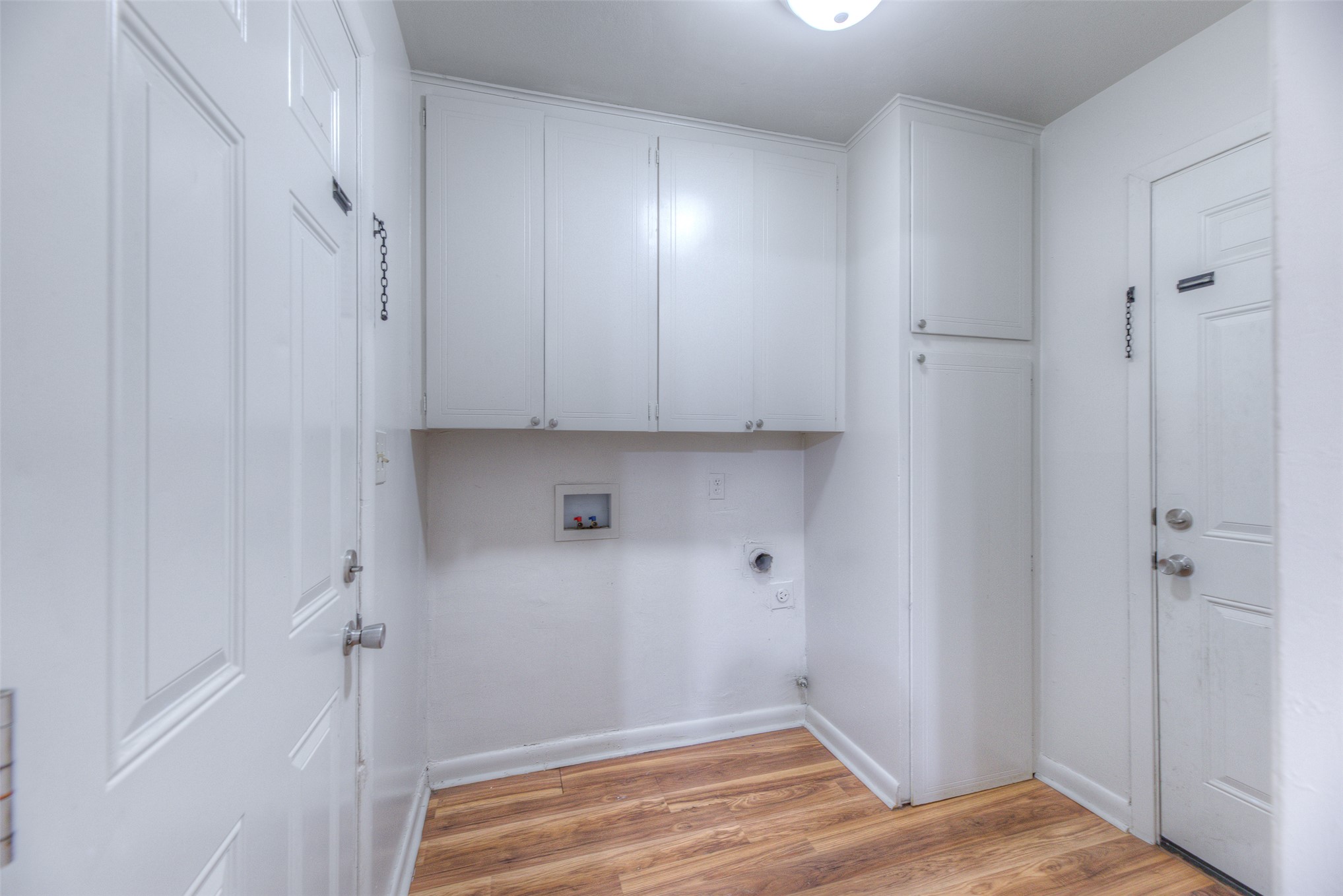 11448 S 82nd East Avenue Property Photo 21