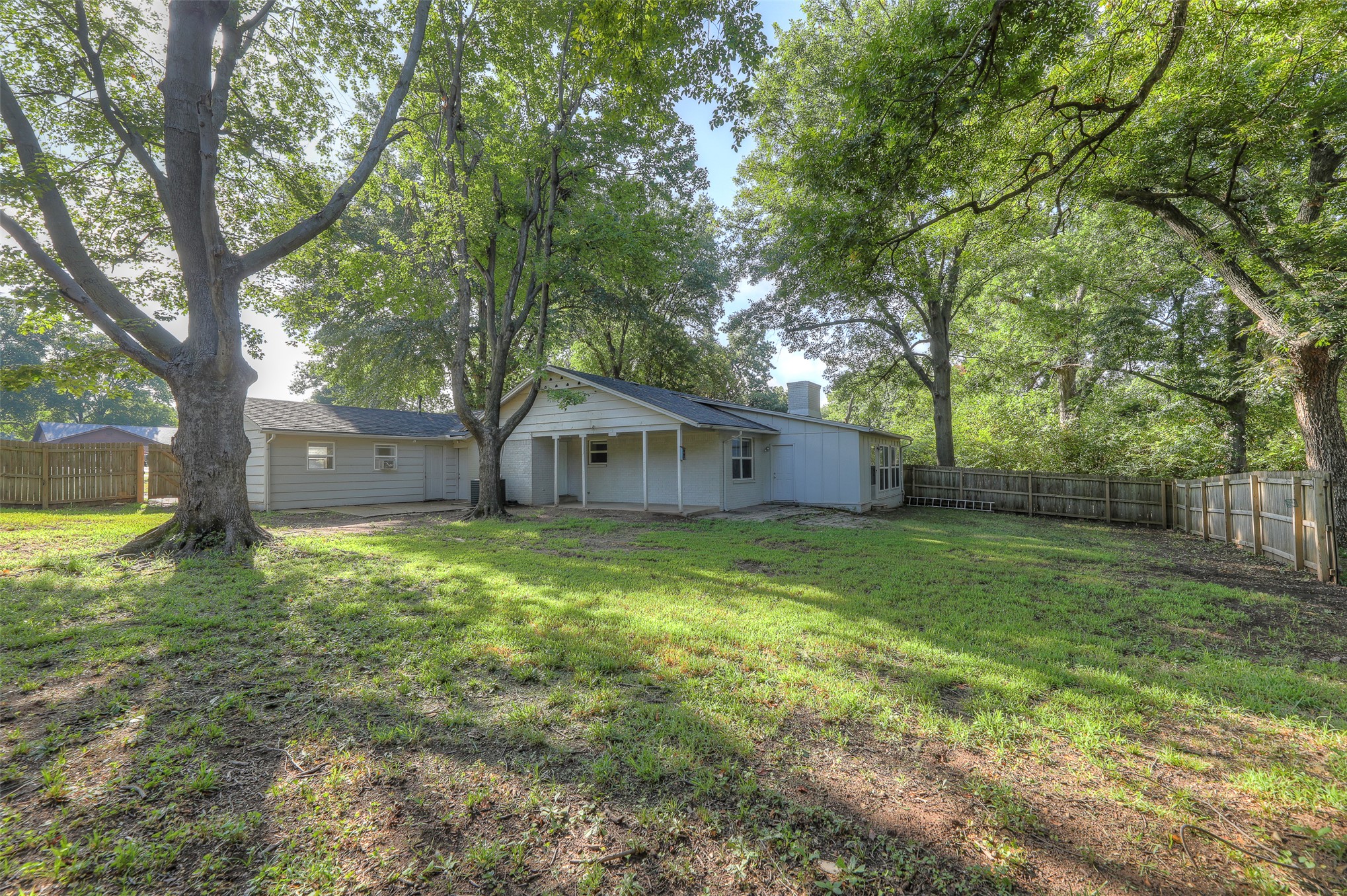 11448 S 82nd East Avenue Property Photo 33