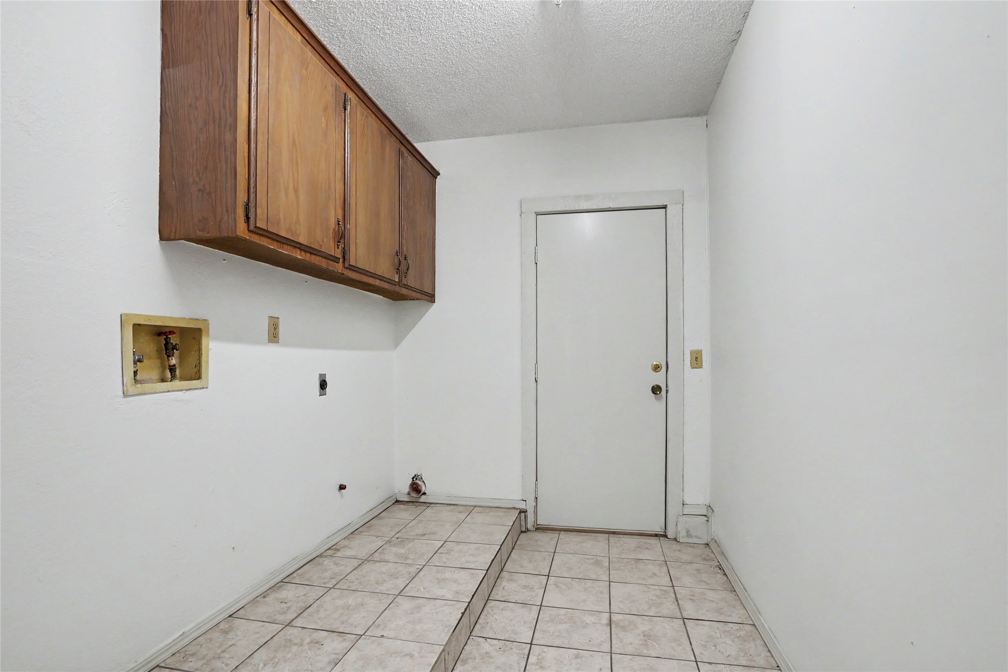 6820 S 32nd West Avenue Property Photo 19