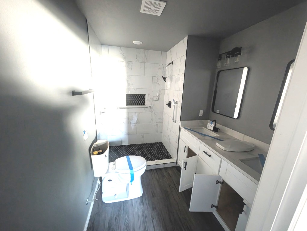 1024 E Pfendler Avenue Property Photo 11