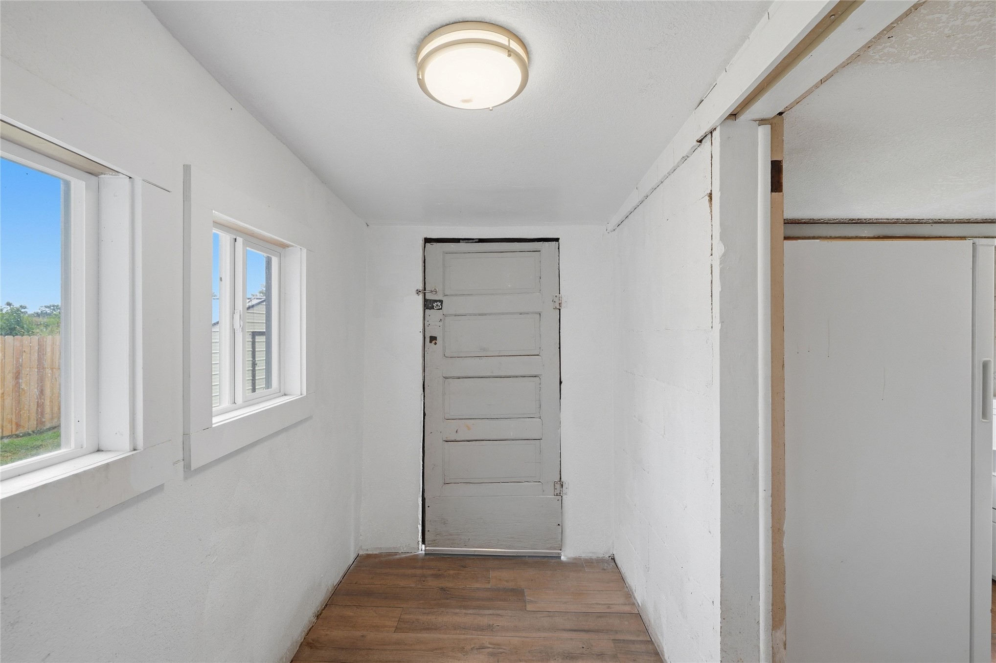 415 S Cherokee Avenue Property Photo 33