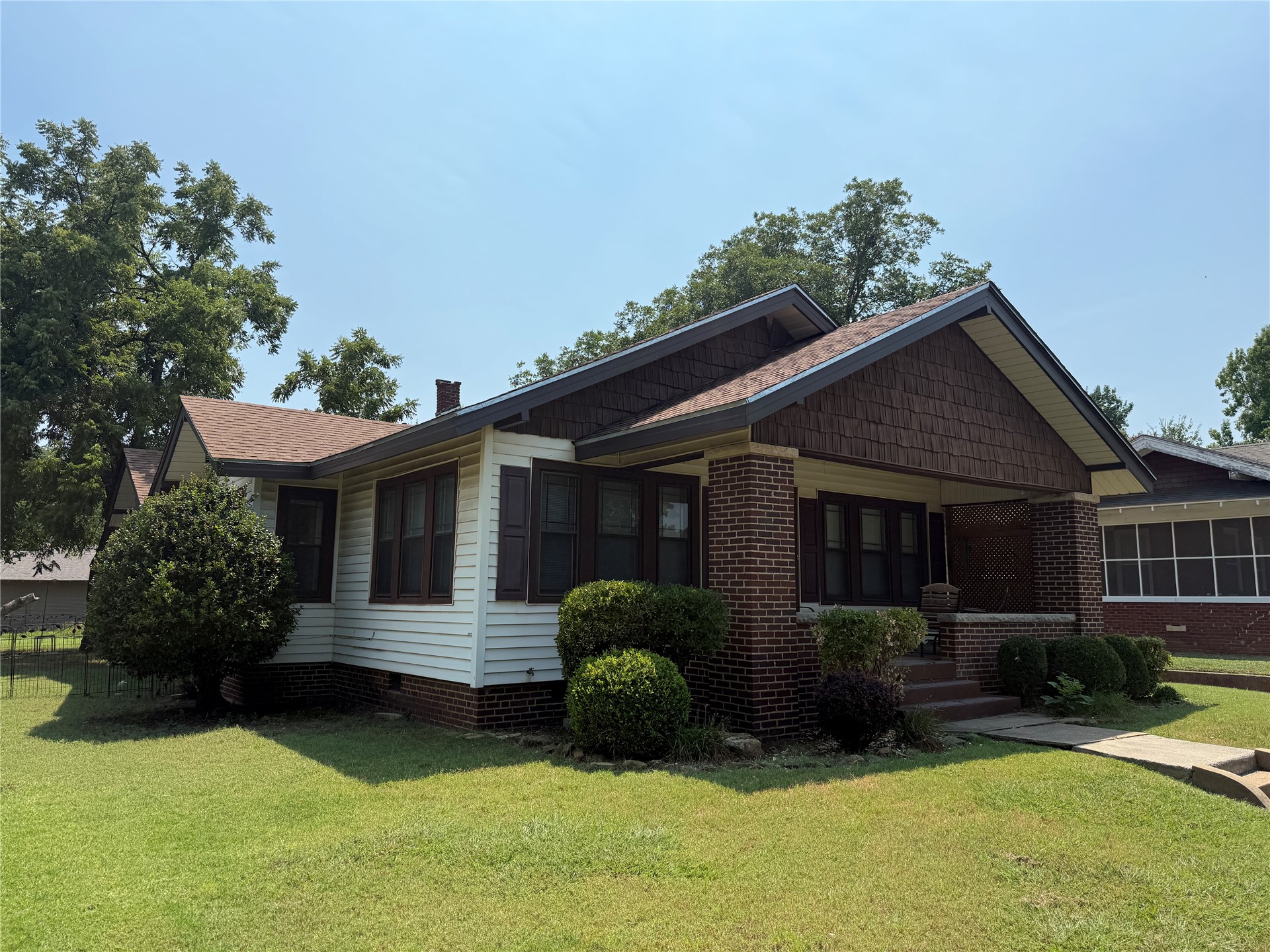 1306 Mclish Sw Property Photo 1