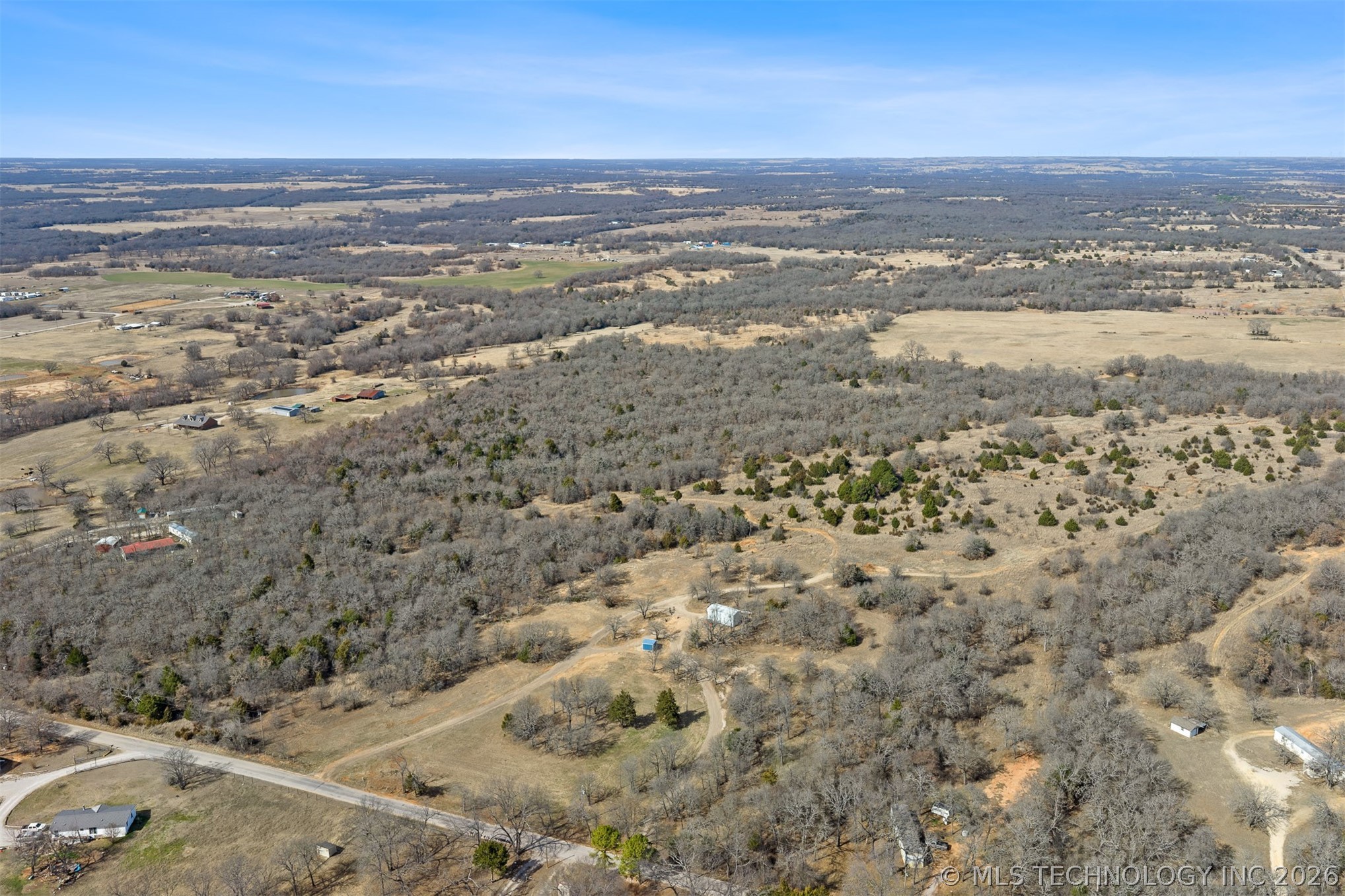 1750 Rolling Hills Road Property Photo 2