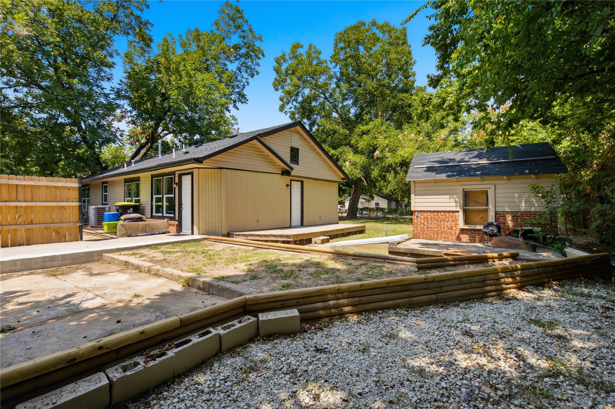522 N Hope Street Property Photo 25