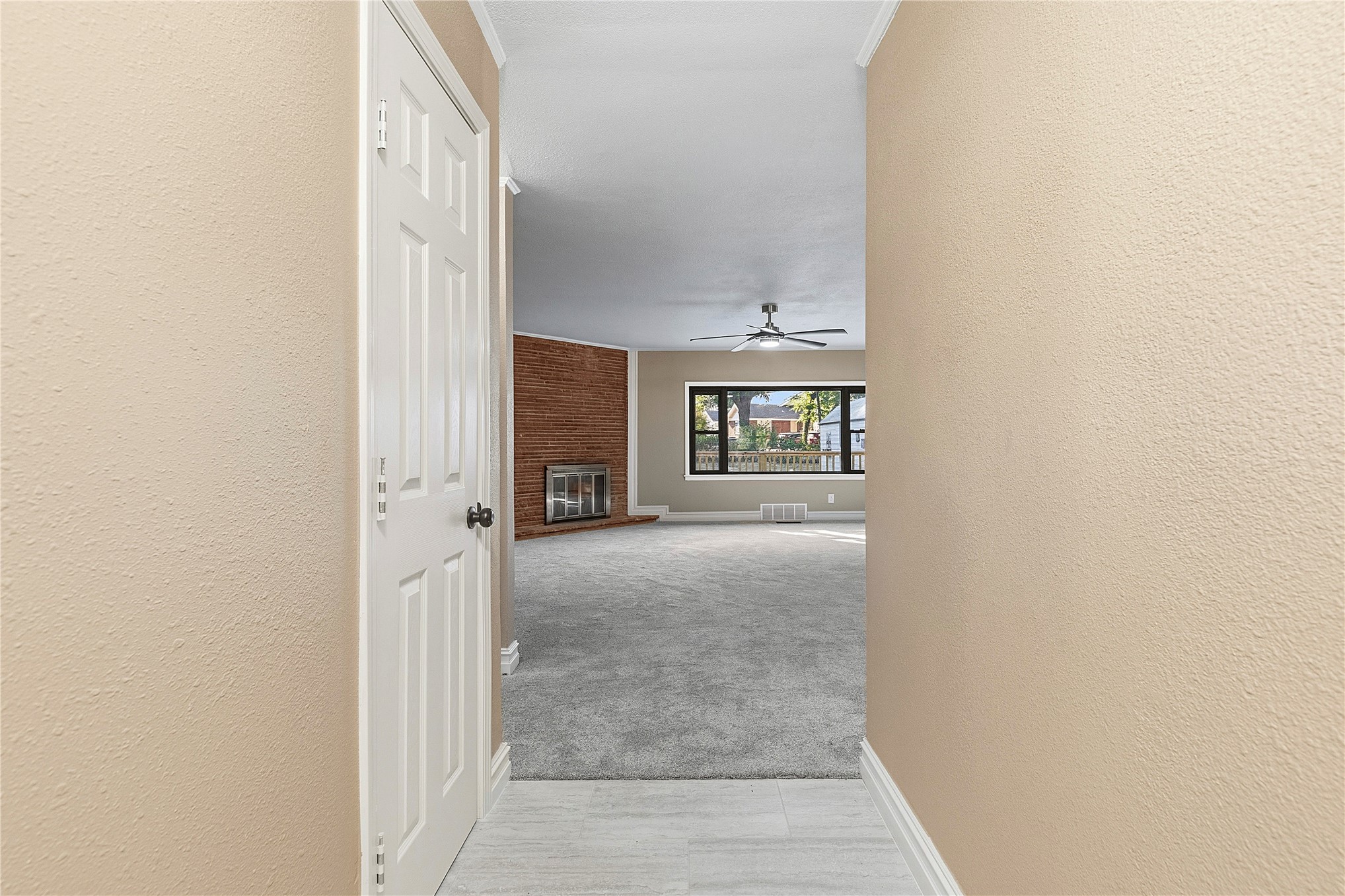 546 S Zurich Avenue Property Photo 5
