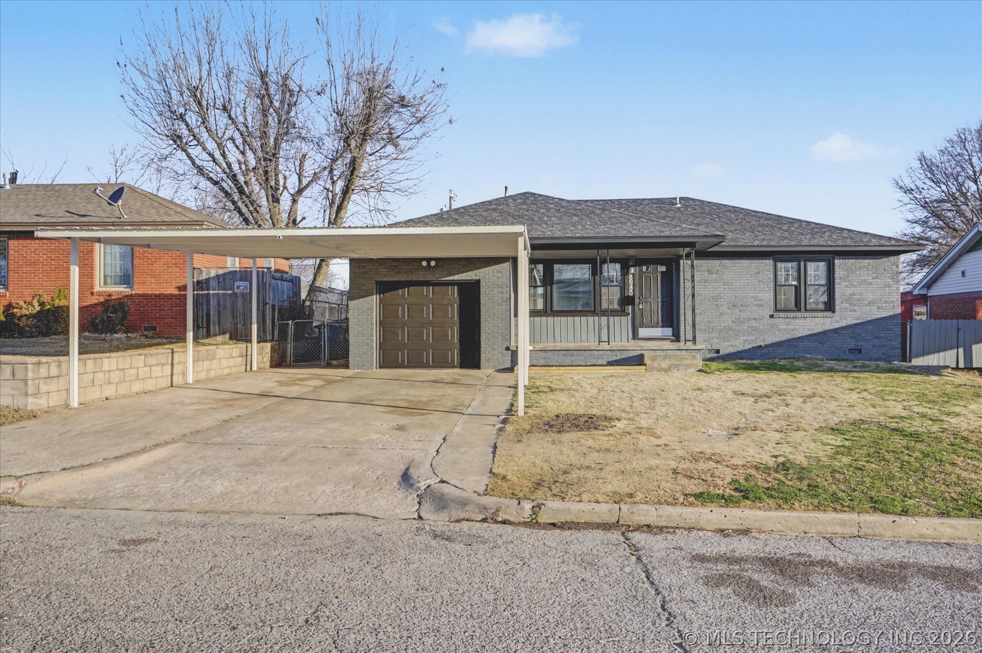 8943 E Marshall Place Property Photo 2