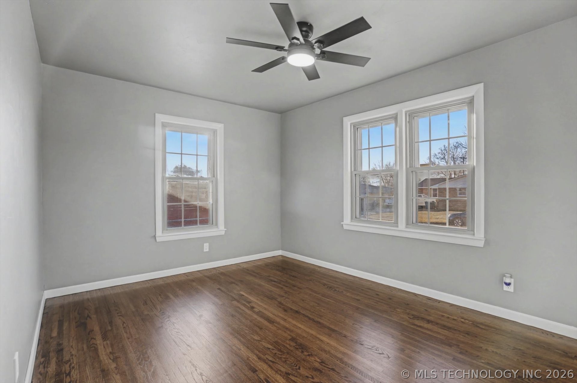 8943 E Marshall Place Property Photo 14