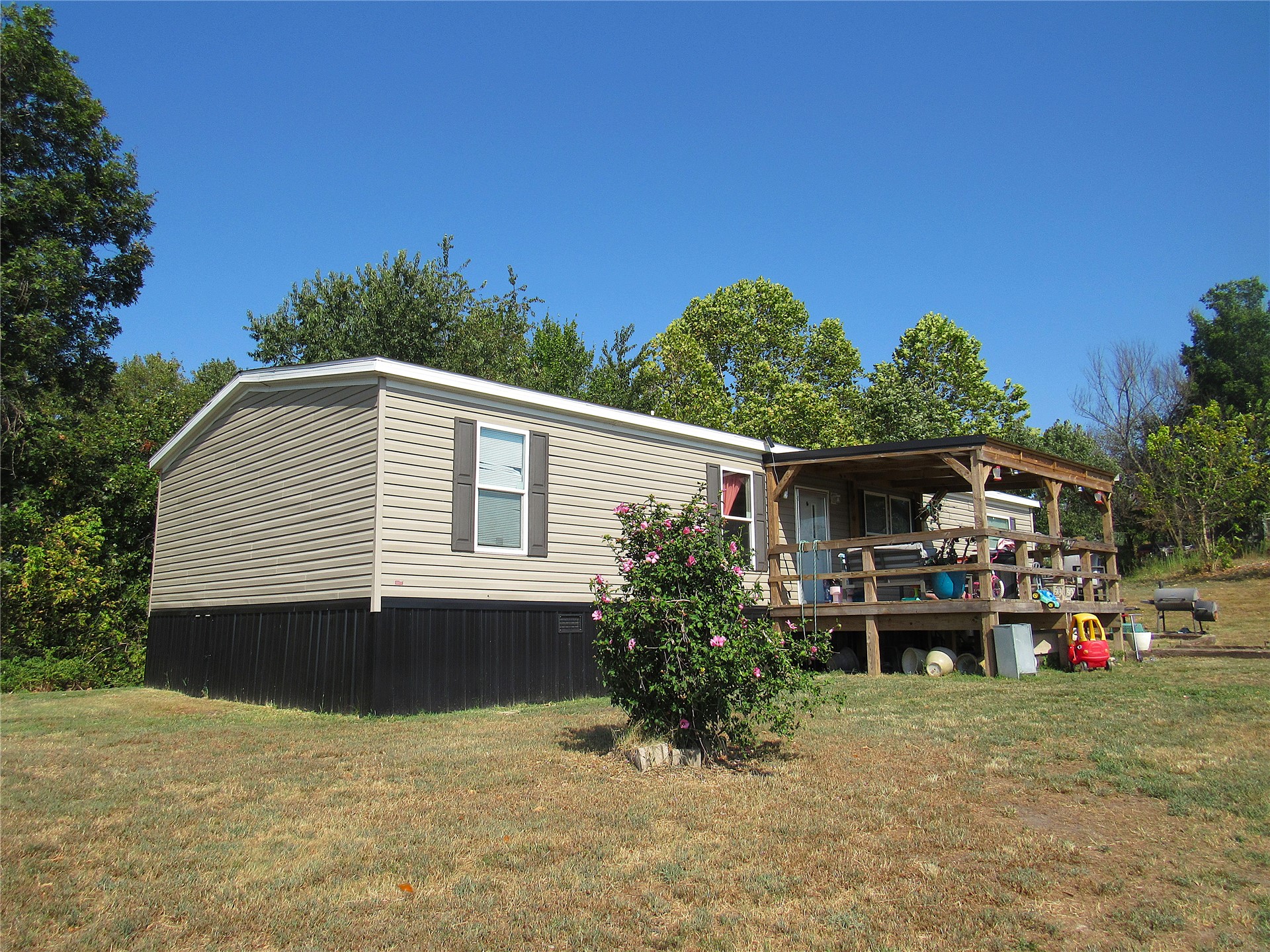 86048 4735 Road Property Photo 2