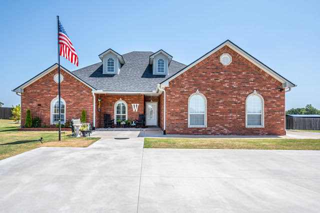 2902 Provence Property Photo 1