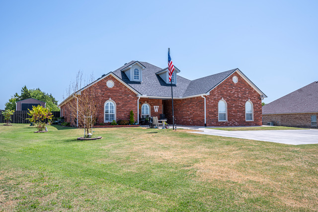 2902 Provence Property Photo 2
