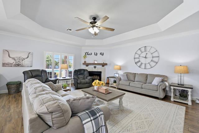 2902 Provence Property Photo 4