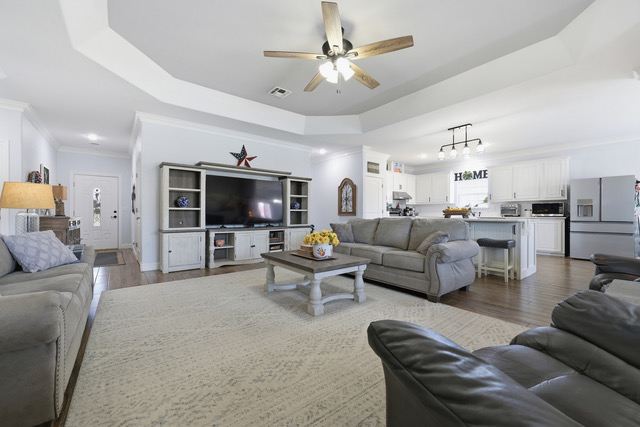 2902 Provence Property Photo 8