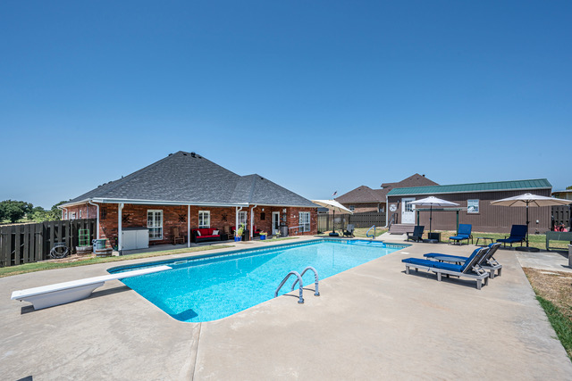 2902 Provence Property Photo 30