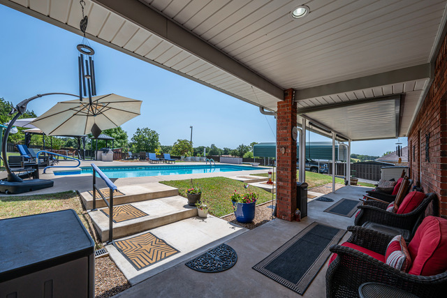 2902 Provence Property Photo 33