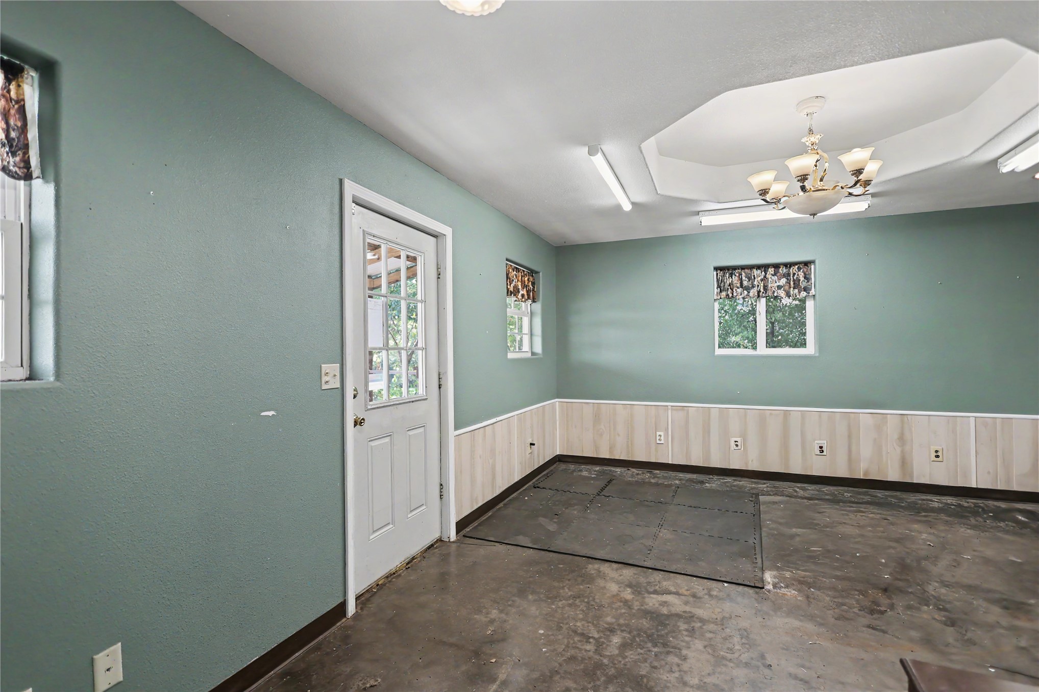 217 N Cedar Avenue B Property Photo 21