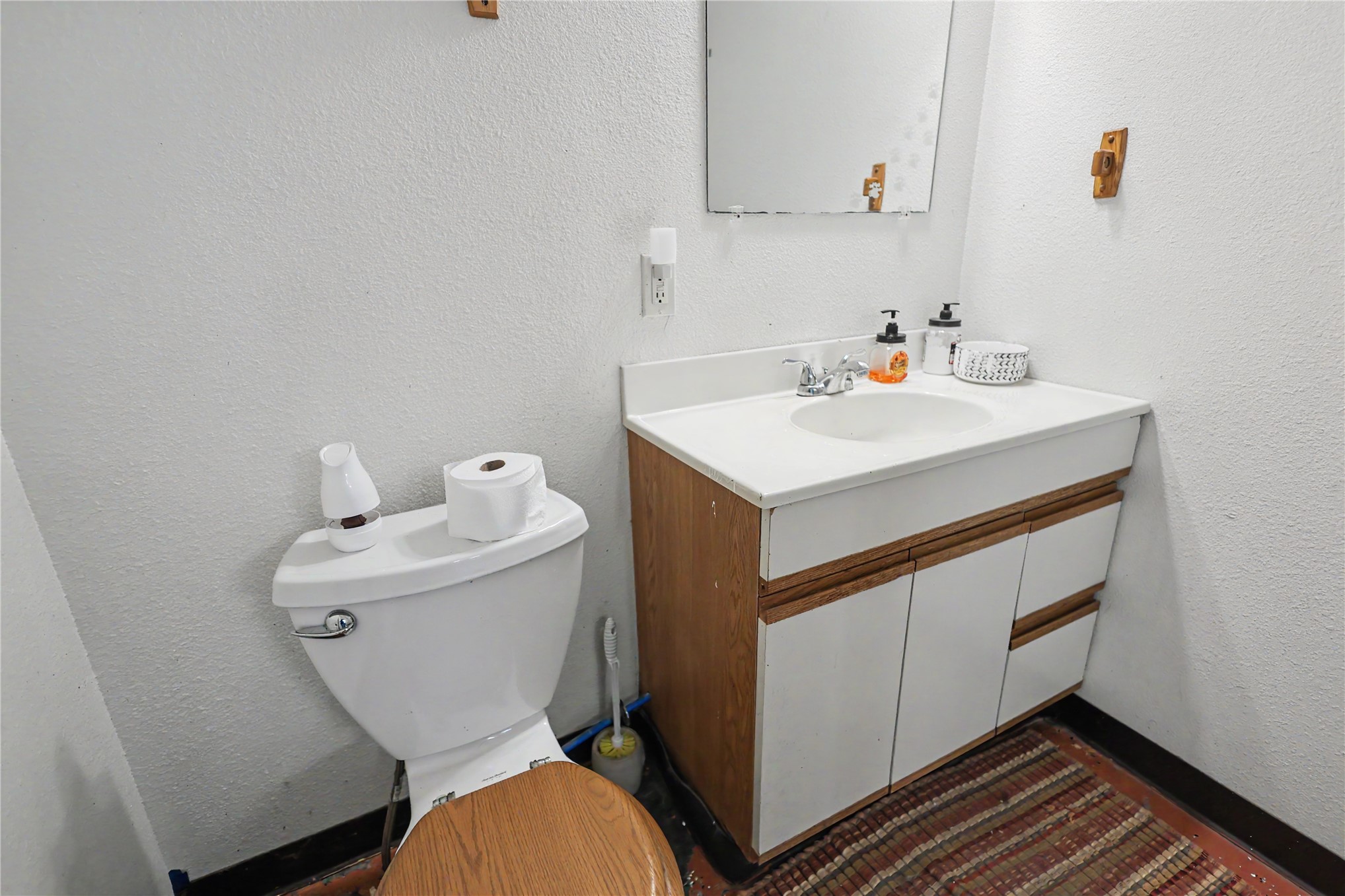 217 N Cedar Avenue B Property Photo 28