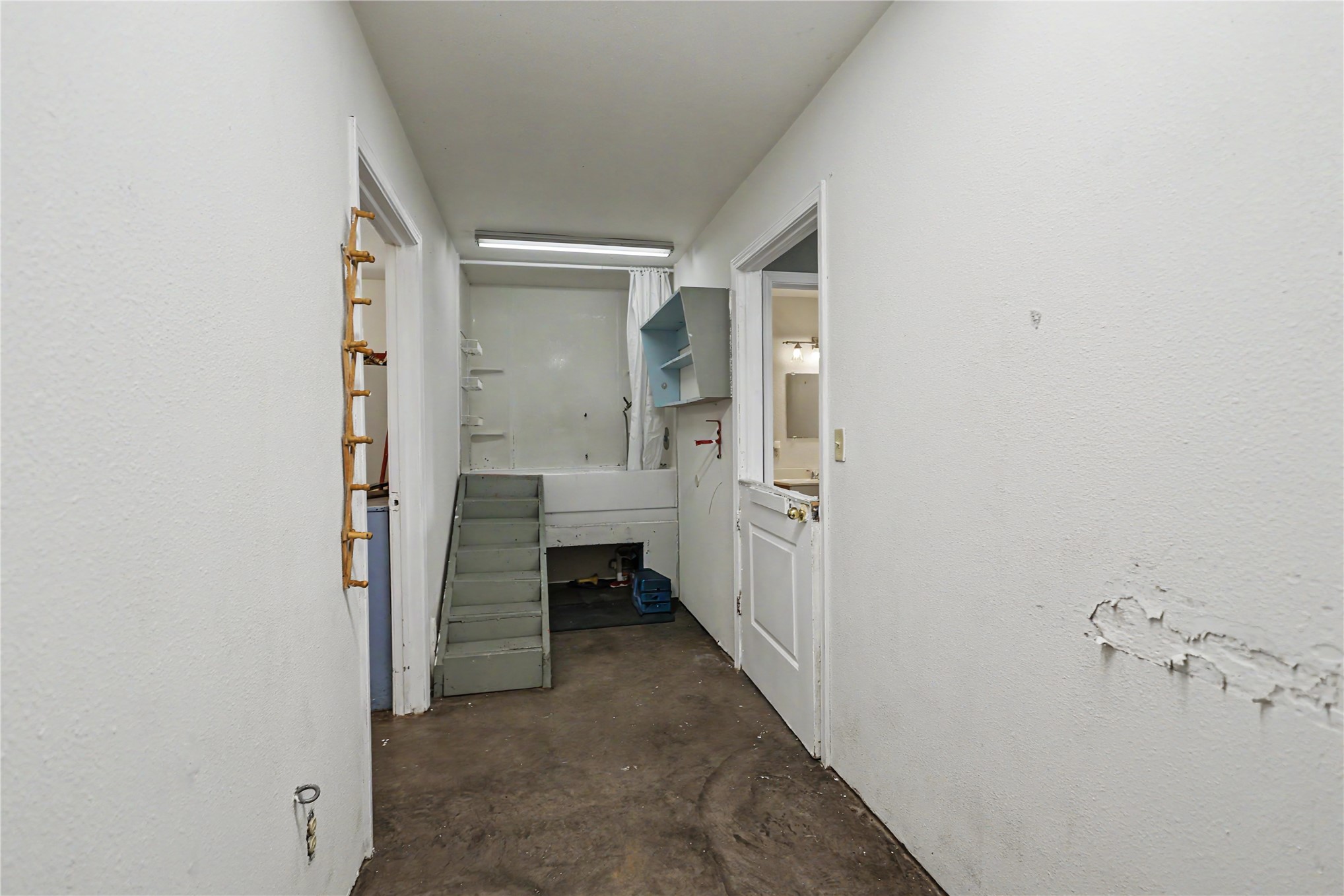 217 N Cedar Avenue B Property Photo 32