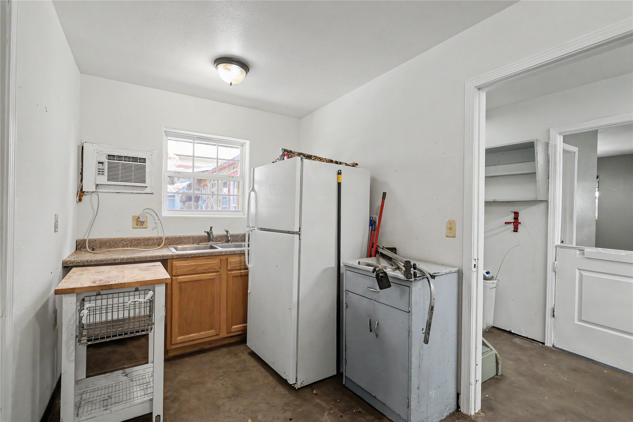 217 N Cedar Avenue B Property Photo 39