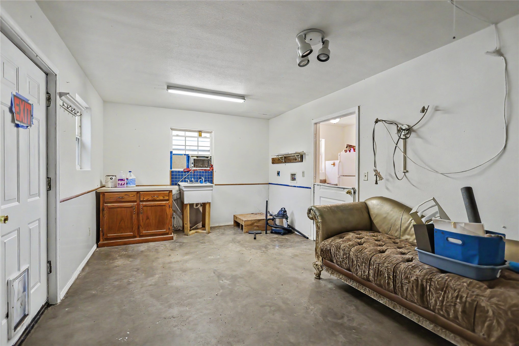 217 N Cedar Avenue B Property Photo 49
