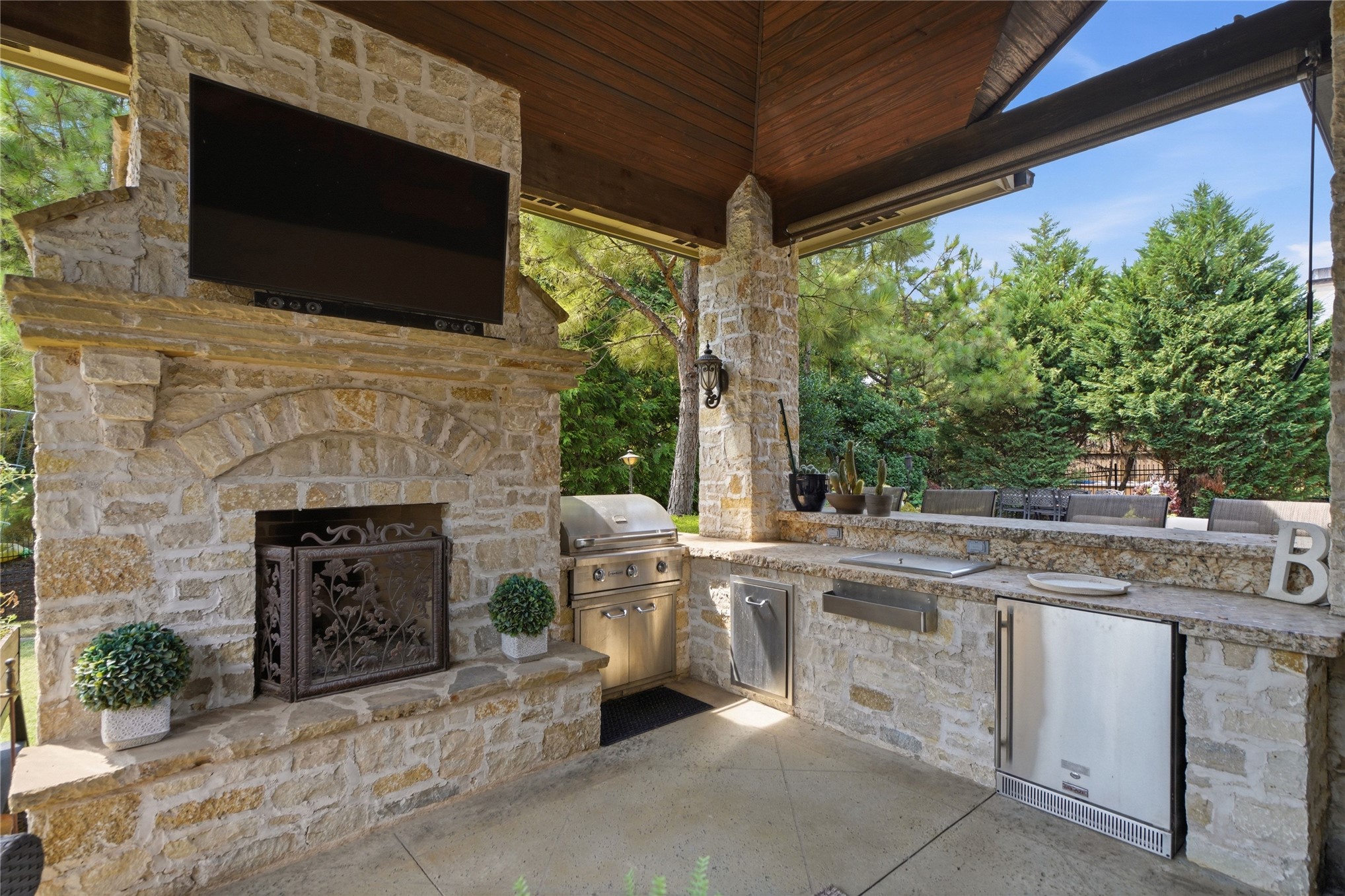 5713 W Austin Street Property Photo 84