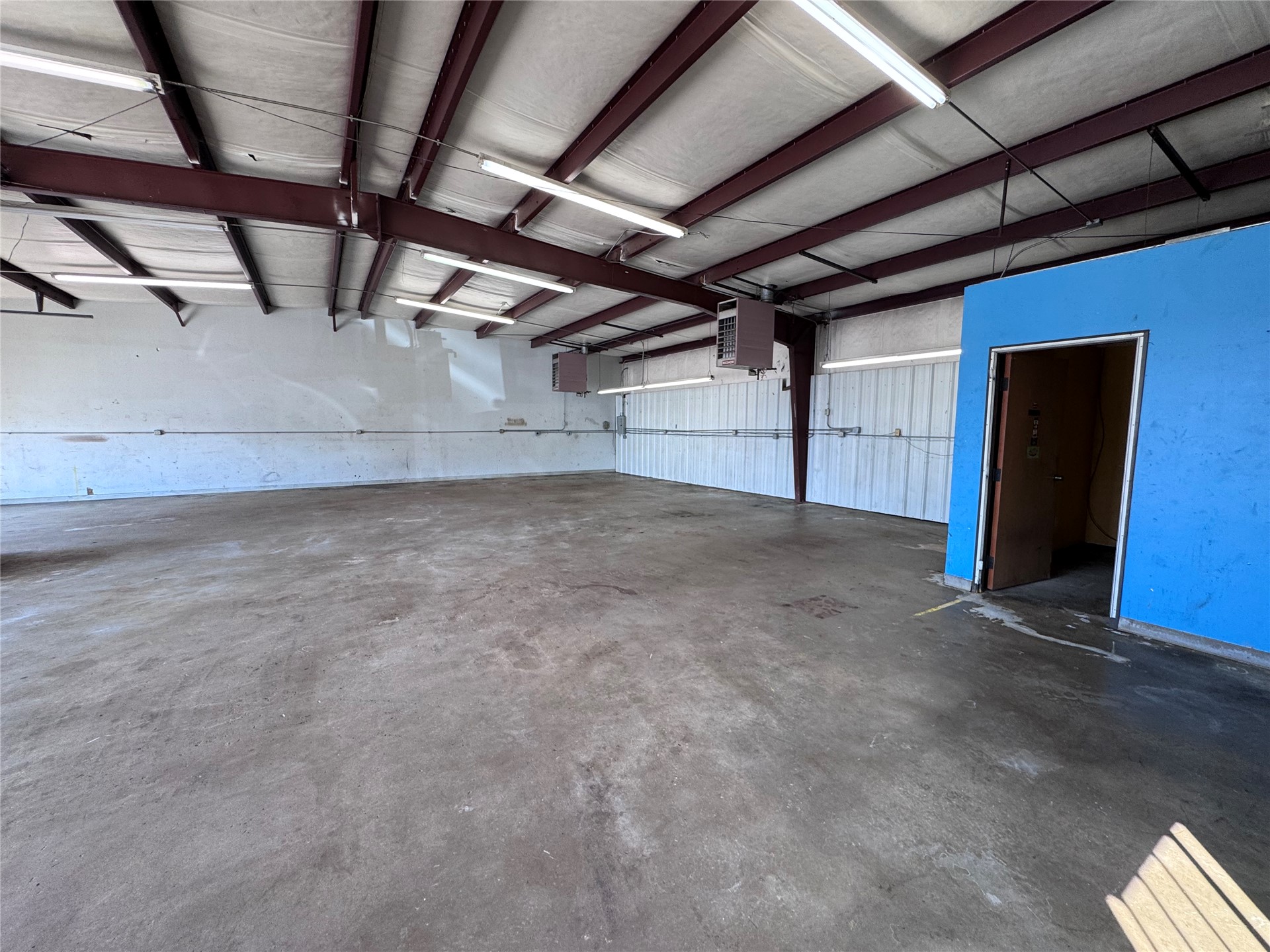 102 S 111th East Avenue Property Photo 11