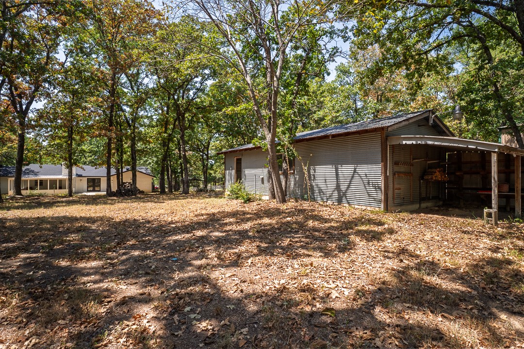 2418 N 49th Avenue Property Photo 36