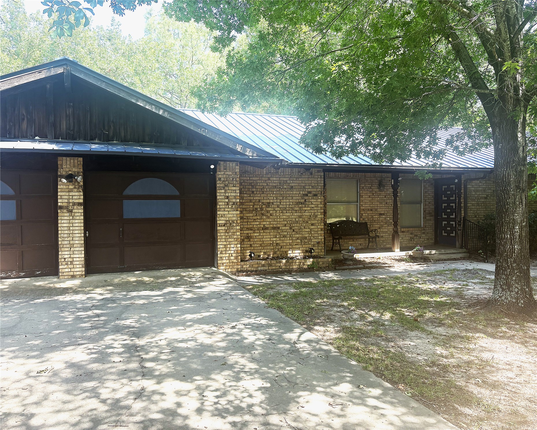 797 N Jefferson Highway Property Photo 2