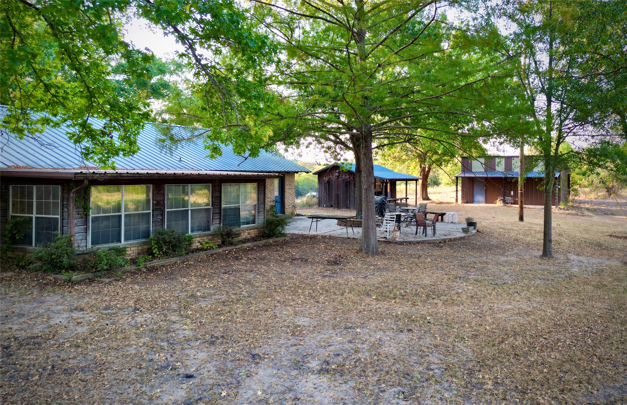 797 N Jefferson Highway Property Photo 4