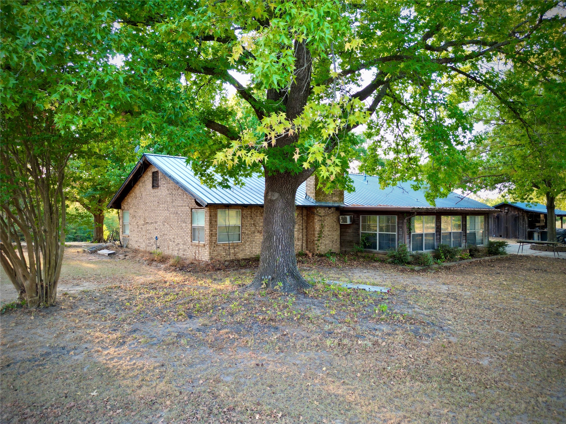 797 N Jefferson Highway Property Photo 6