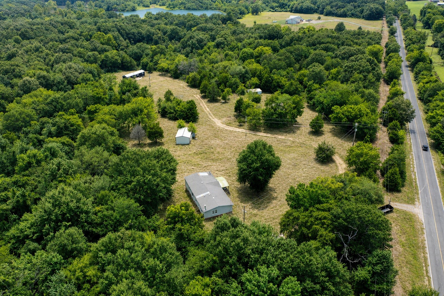 461924 E 1140 Road E Property Photo 1