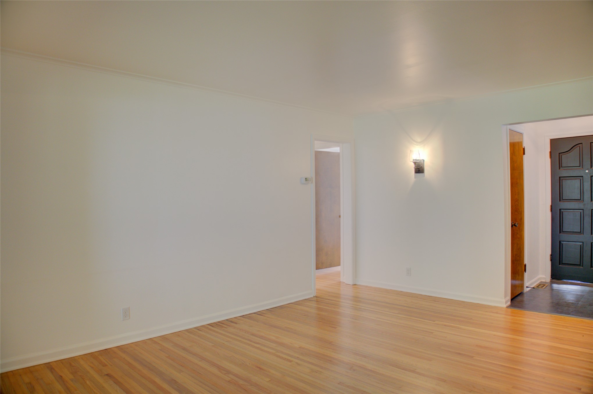 3915 E 34th Street Property Photo 7