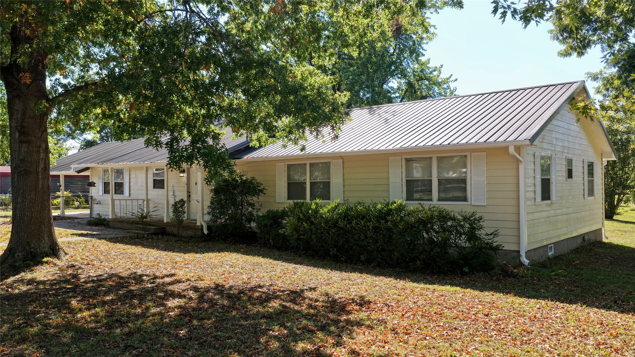115358 S 4215 Road Property Photo 1