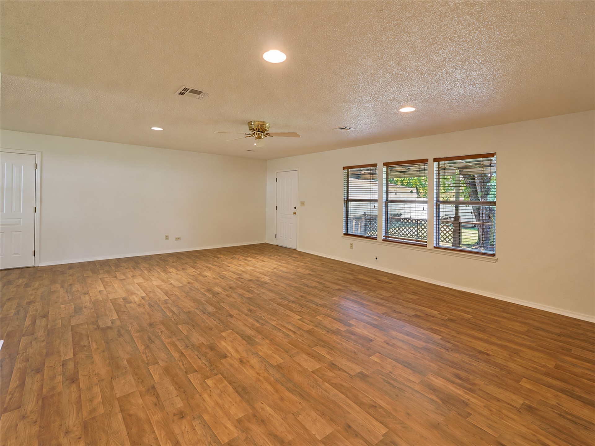 115358 S 4215 Road Property Photo 24