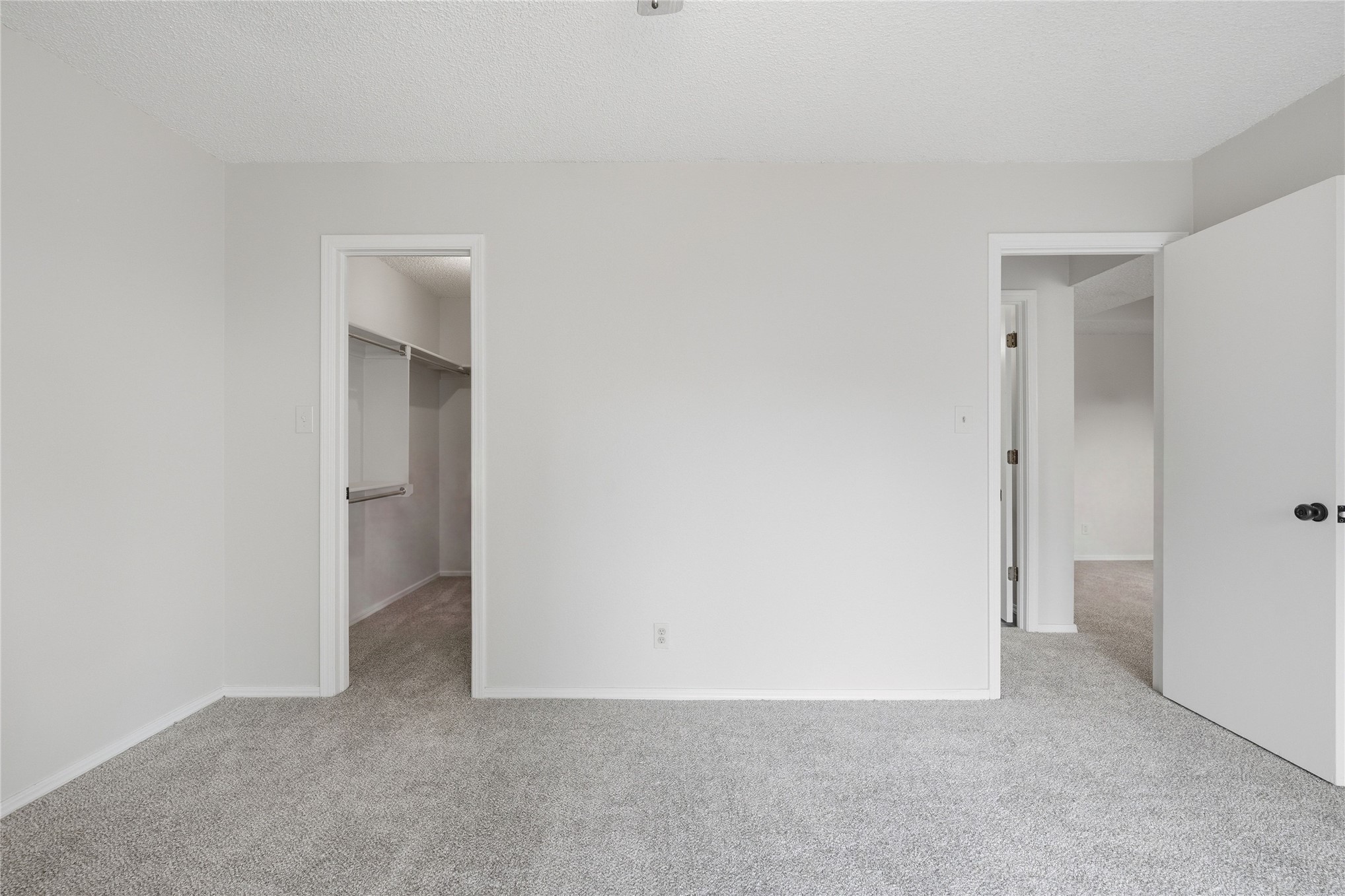 9015 S Delaware Avenue 303 Property Photo 26