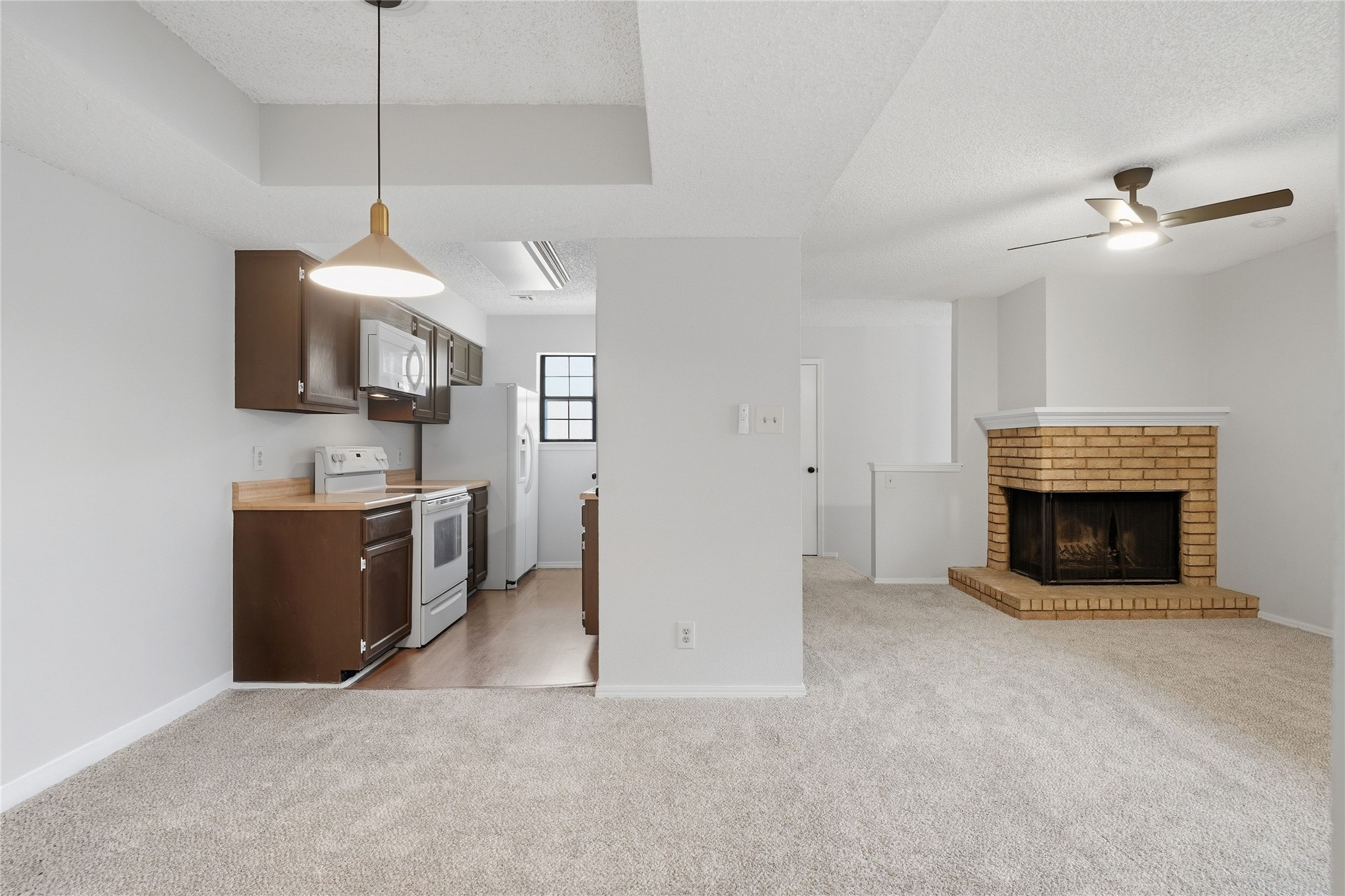 9015 S Delaware Avenue 303 Property Photo 29