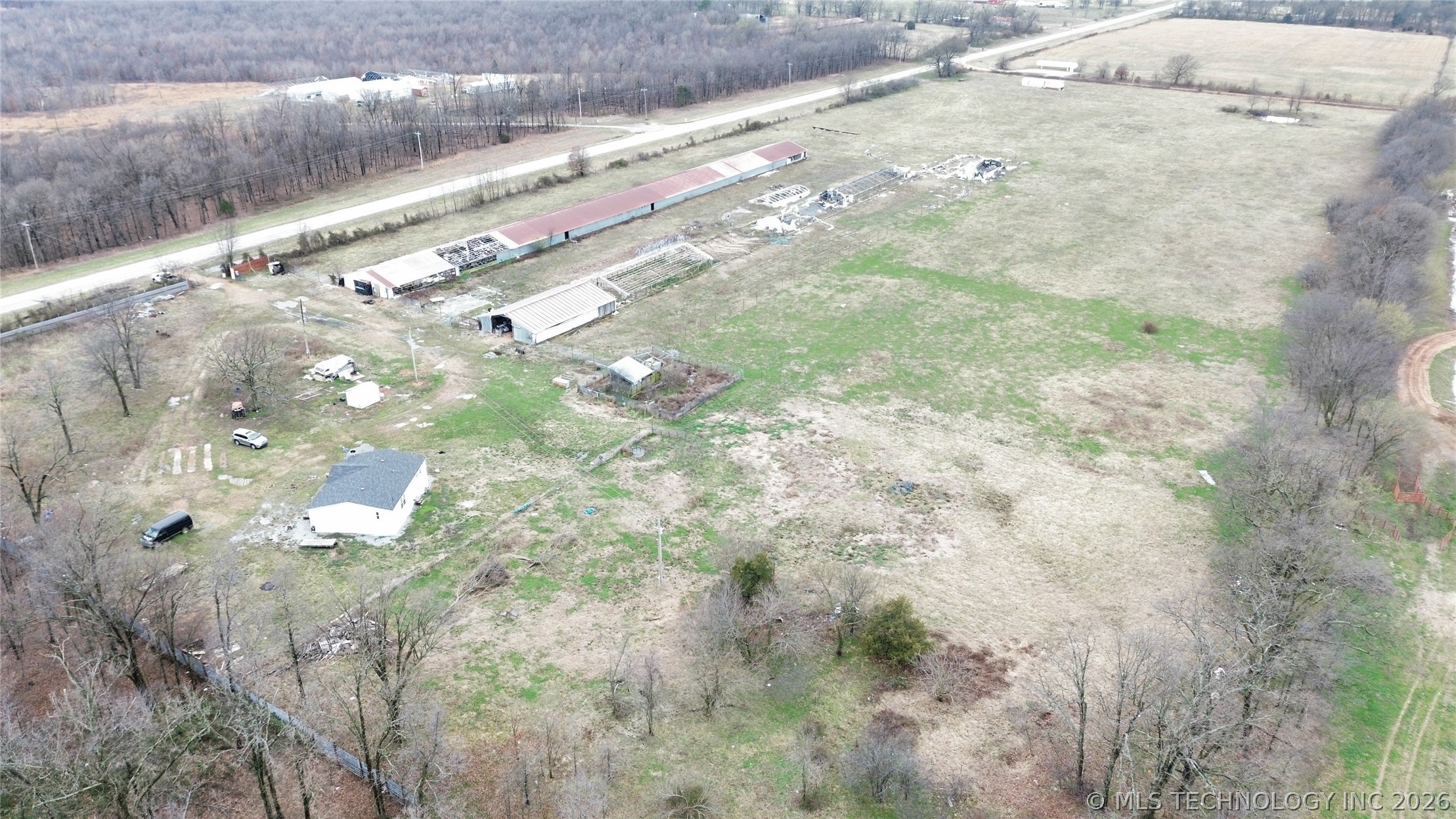 21184 Hwy 20 Property Photo 2