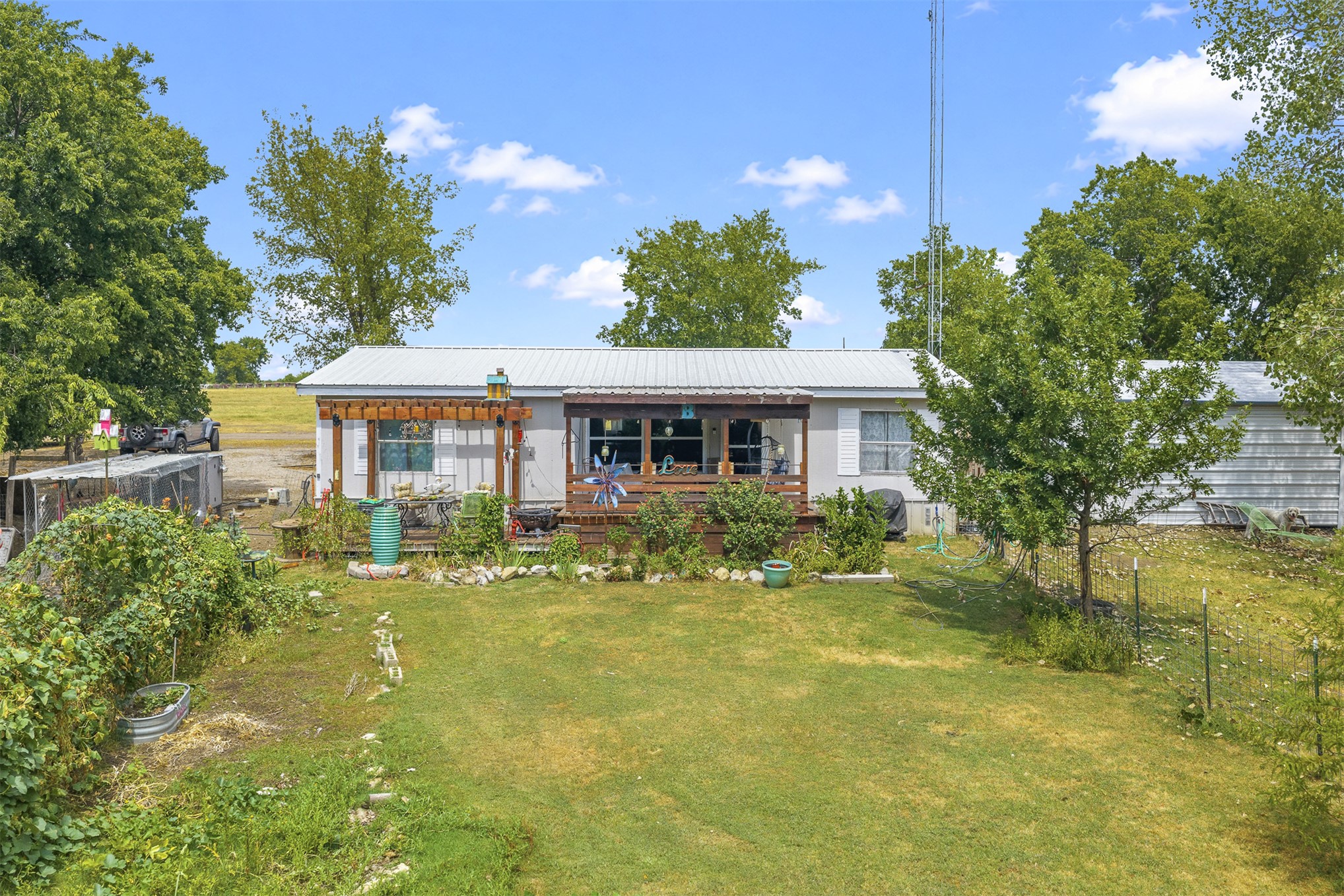 32 Forest Lane Road Property Photo 2